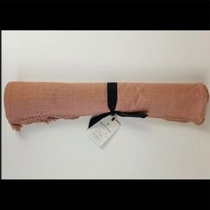 SALE 🟢 Hearth & Hand Magnolia Fringe Table Runner